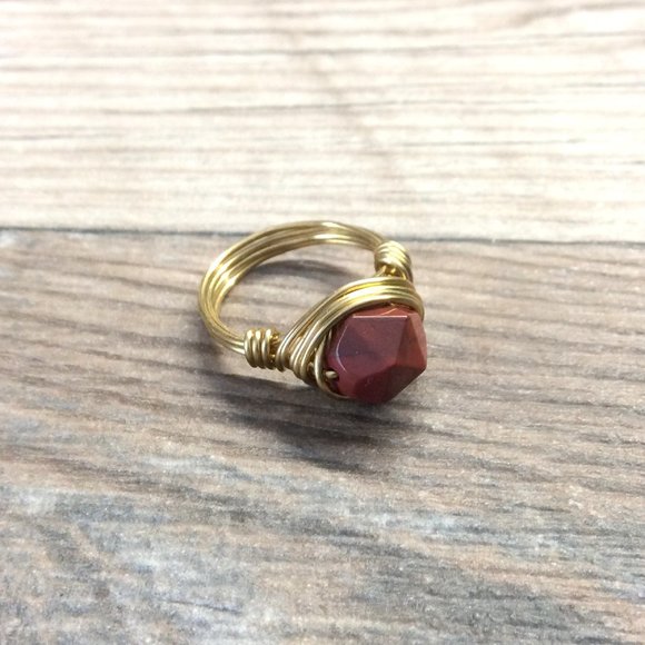 Red Jasper ring - 14k gold filled, Red gemstone ring - Picture 3 of 6